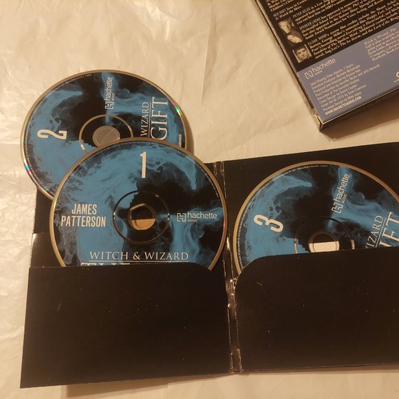 witch and wizard The Gift AUDIOBOOK - Picture 2 of 5